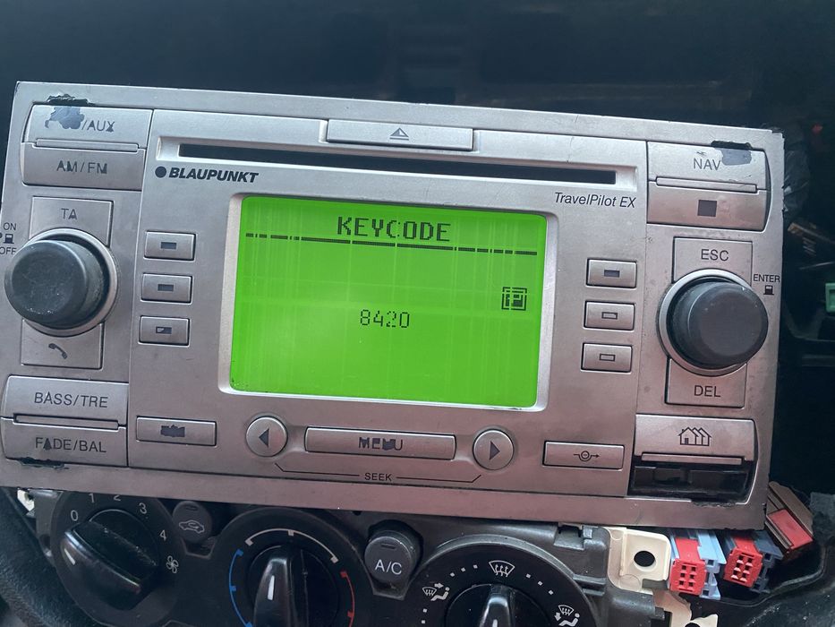 Оригінальна автомагнітола Ford Focus C-Max mk1