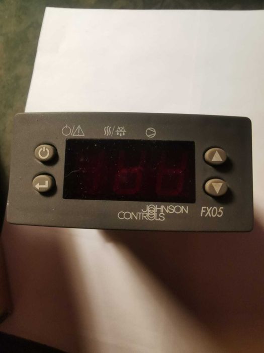 Sterownik swobodnie programowalny FX05 firmy Johnson Controls