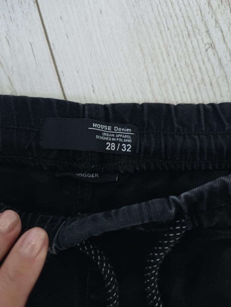 Joggery mlodziezowe/ meskie rozm 28/32