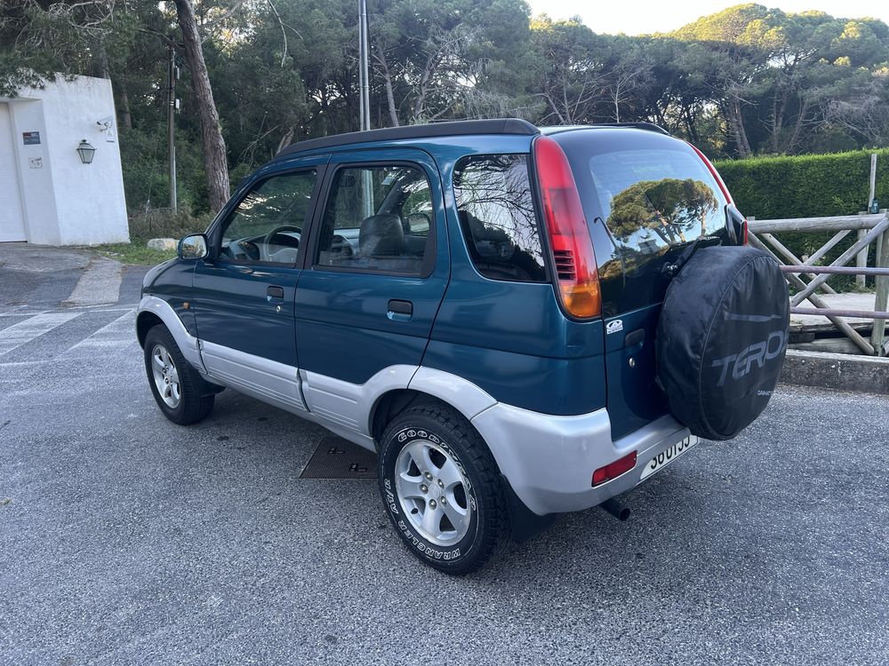 Daihatsu Terios 1.3 Gasolina Ar Condicionado Tecto de Abrir