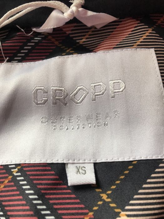 Куртка плащовка з капюшоном