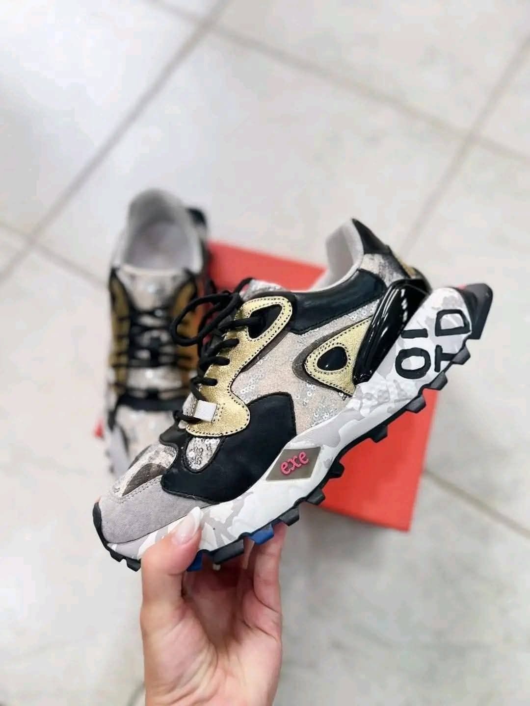 Sapatilhas exe mais modelos do 35 ao41