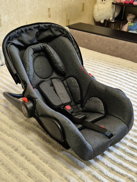 Автокрісло Pluto 0-13 кг Dark Grey