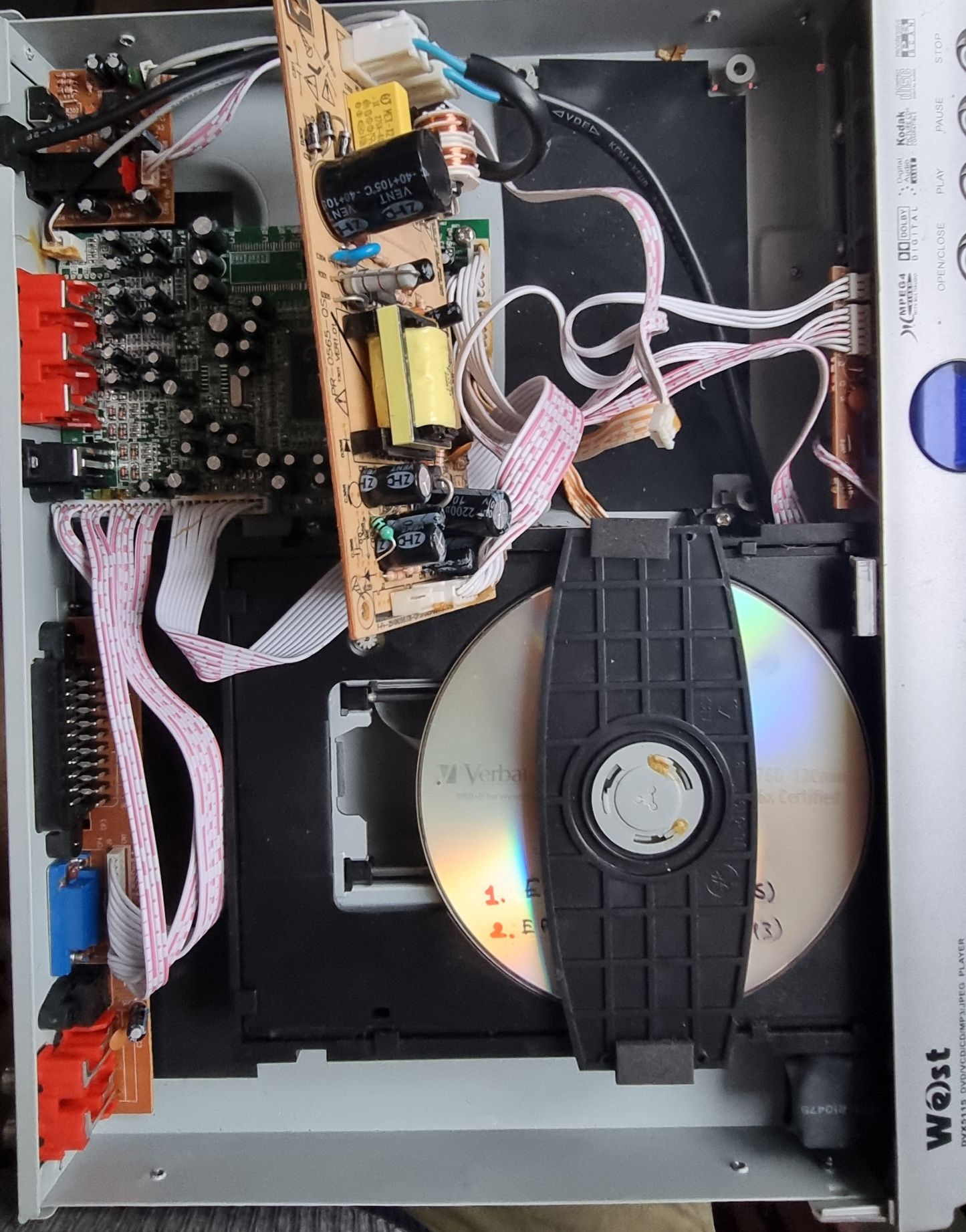 DVD player West, ДВД плєер Вест