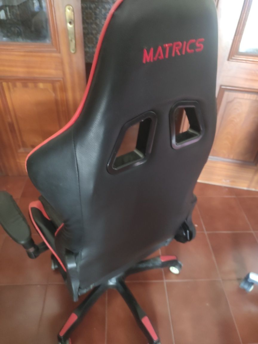 2 Cadeiras Usadas por 20€