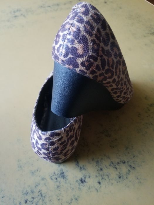 Продам жіночі мешти