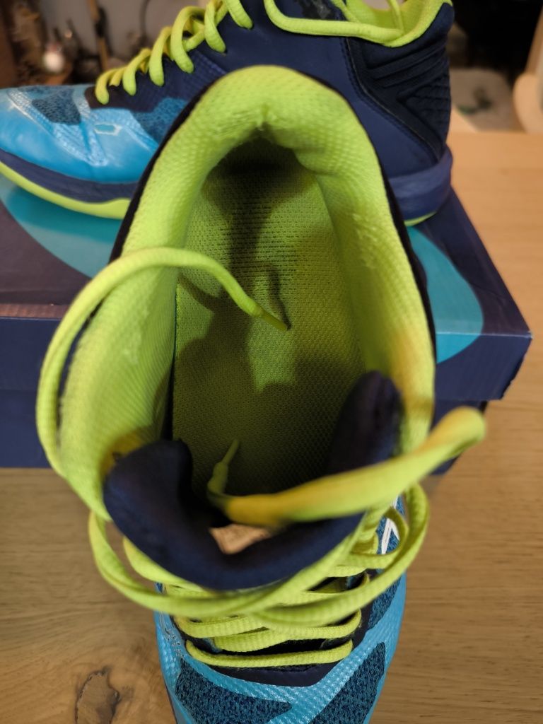 Asics Netburner Ballistic FF MT  r. 39 buty do siatkówki