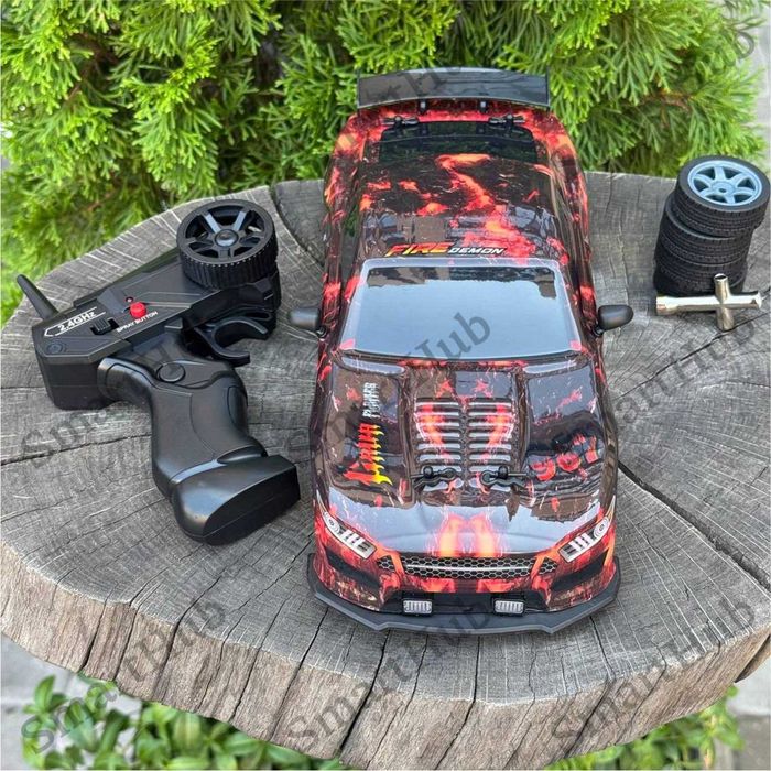 Дрифт машинка с дымом Ford Mustang Volcano на радиоуправлении Мустанг