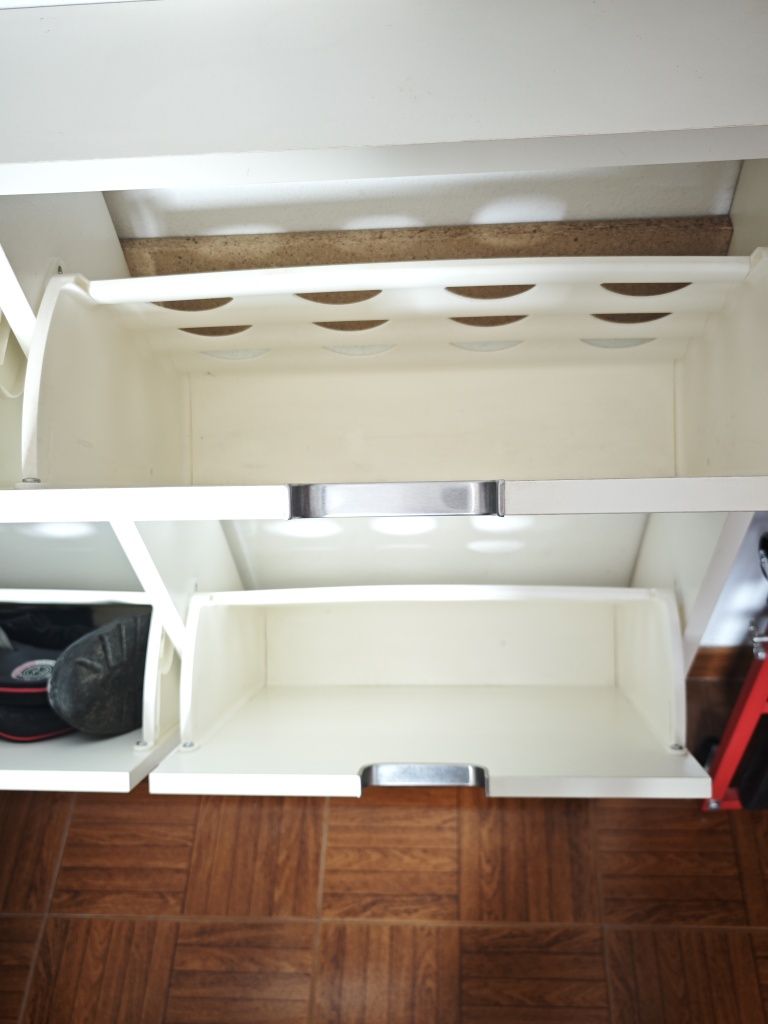 Sapateira Ikea Ställ