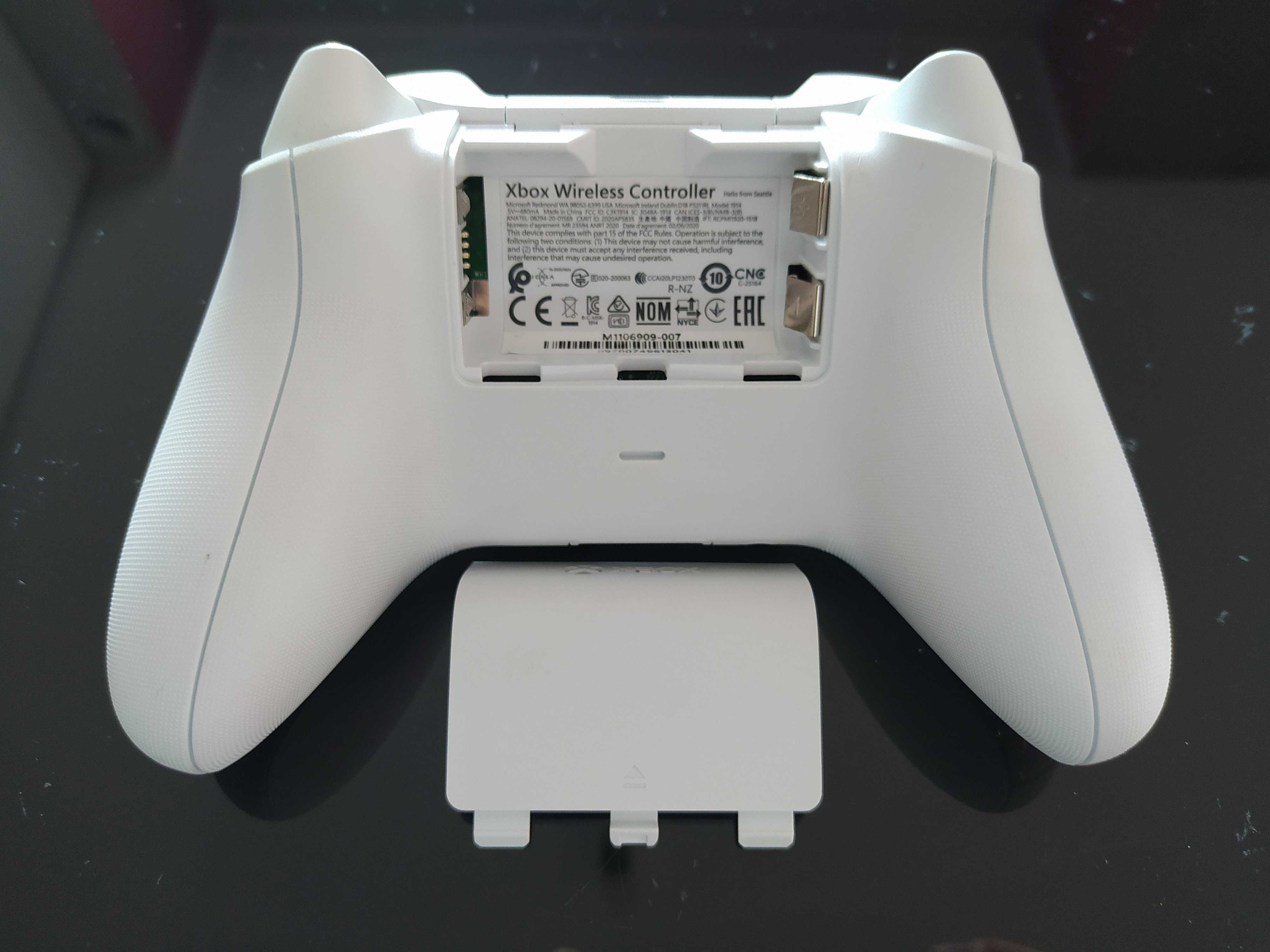 Pad kontroler Xbox One Series S X Robot White
