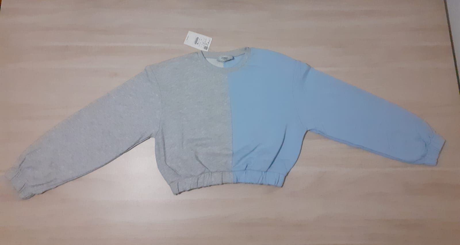 Camisola Sweatshirt Crop Top Pull & Bear Tamanho L