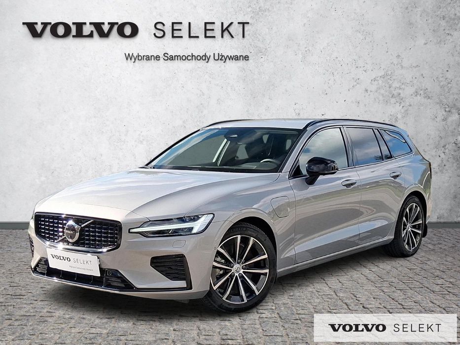 Volvo V60 T6 AWD Plug-In Hybrid Plus Dark aut