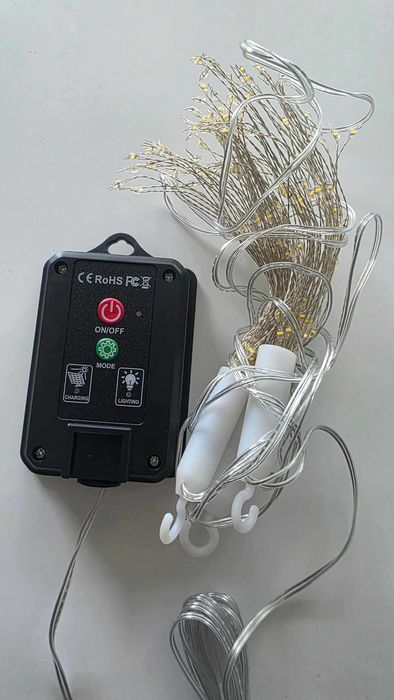 Zestaw 3 sztuk wiszących lamp solarnych w kształcie fajerwerków 270LED