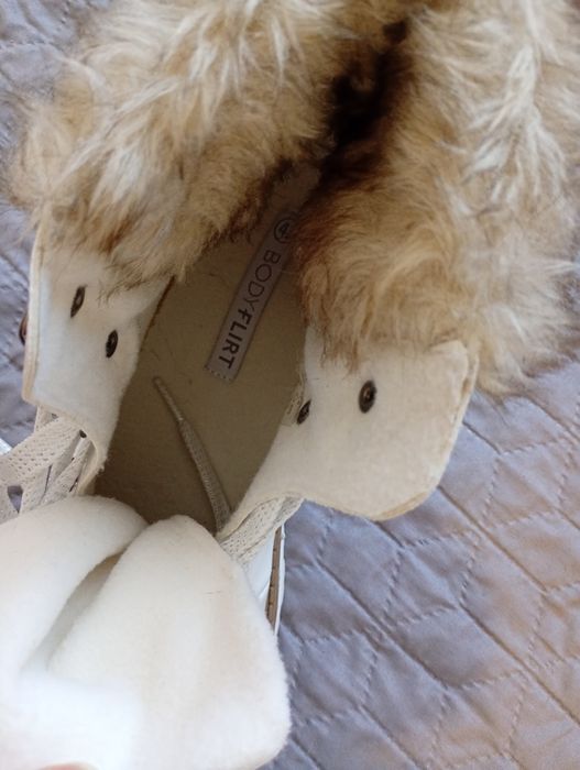 Botki damskie lakierowane 42