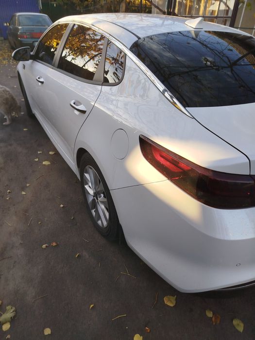 KIA OPTIMA в гарному стані