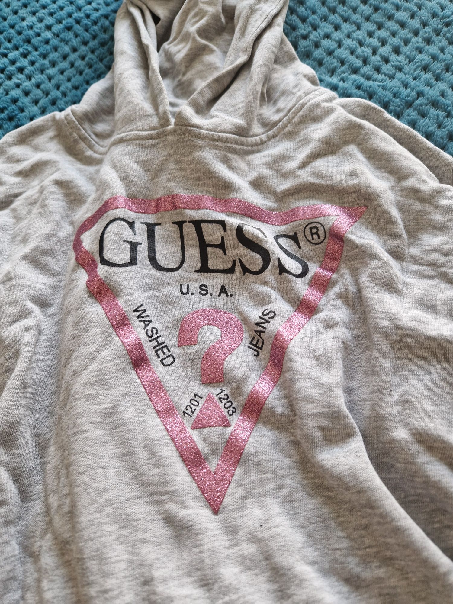 Bluza Guess z kapturem