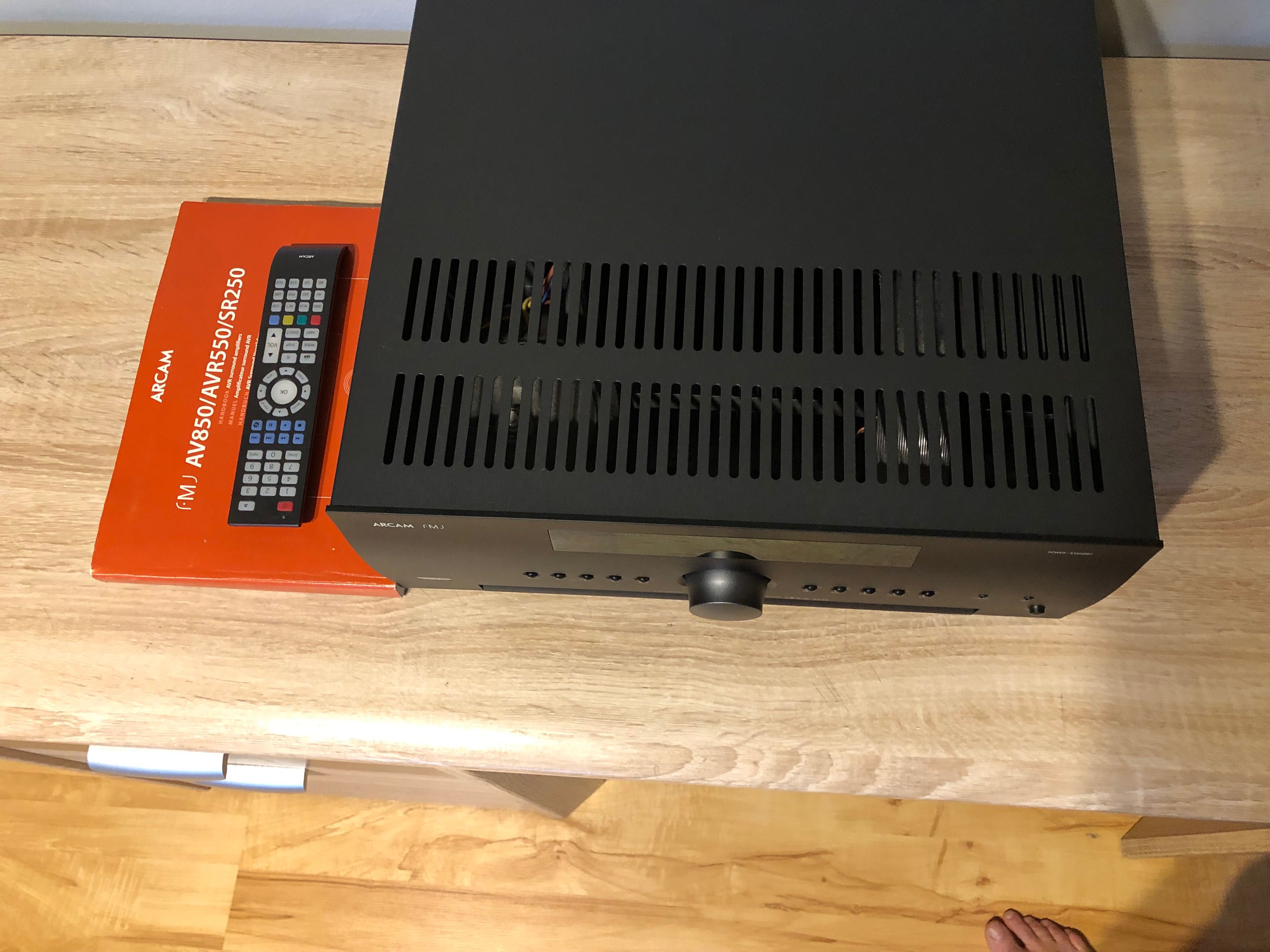 Arcam 250SR amplituner 2.1