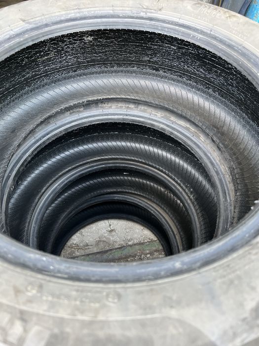 Продам зимову резину 215/55/17  Pirelli 2020 року