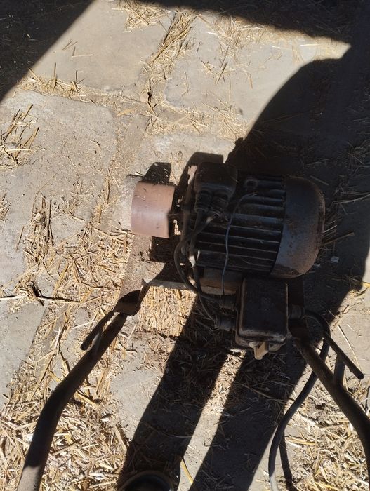 Silnik elektryczny trójfazowy