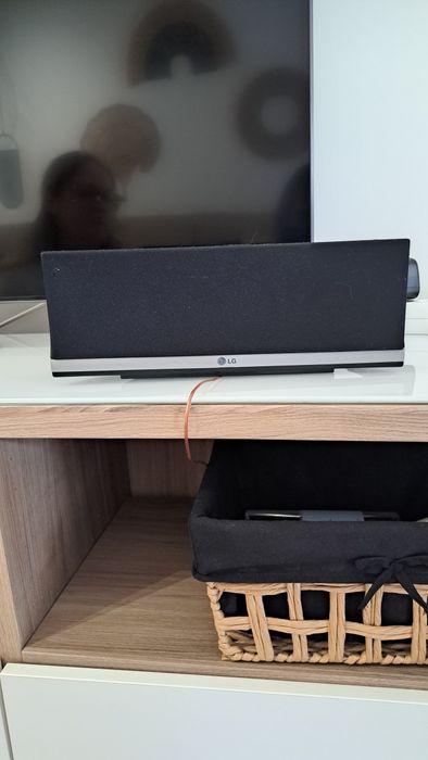 Conjunto de LCD com colunas de som Lg