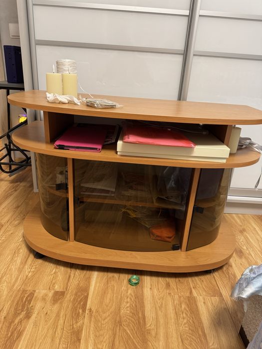 Продаю тумбочку в ідеальному стані