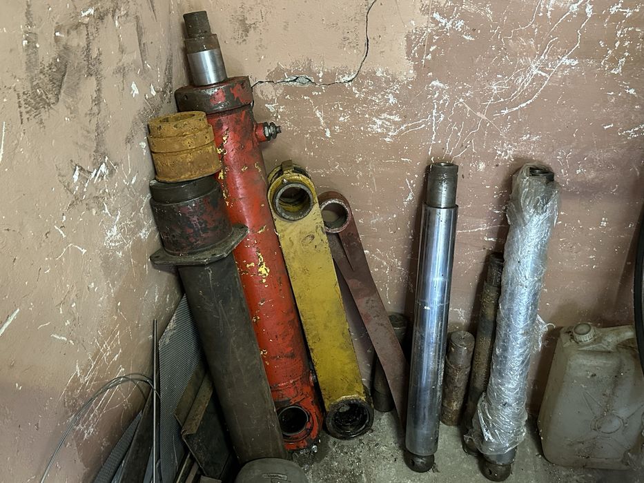 Zestaw naprawczy czesci podnosnik bumar p182 p183 p184