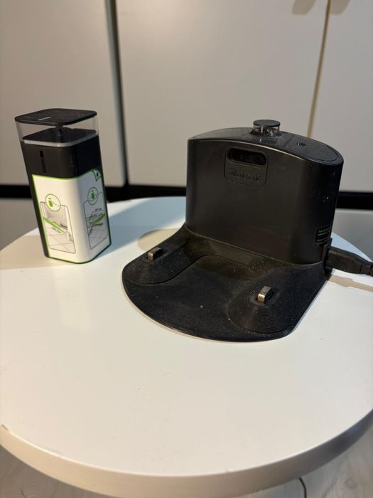 iRobot Roomba – robot odkurzający z bazą dokującą i wirtualną ścianą