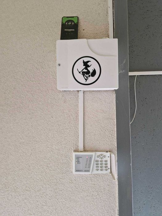 Сдам гараж 50м2, а/к ЗАРЕЧНЫЙ,ул.Героев Крут,12 МКР,- 5.5мх9м.х3.8 м