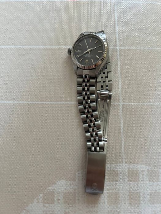 Часы Rolex Oyster Perpetual Lady Date
