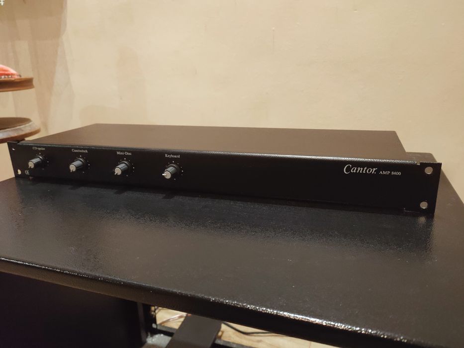 Cantor AMP 8400 – Rozdzielacz / mikser liniowy RCA (rack)