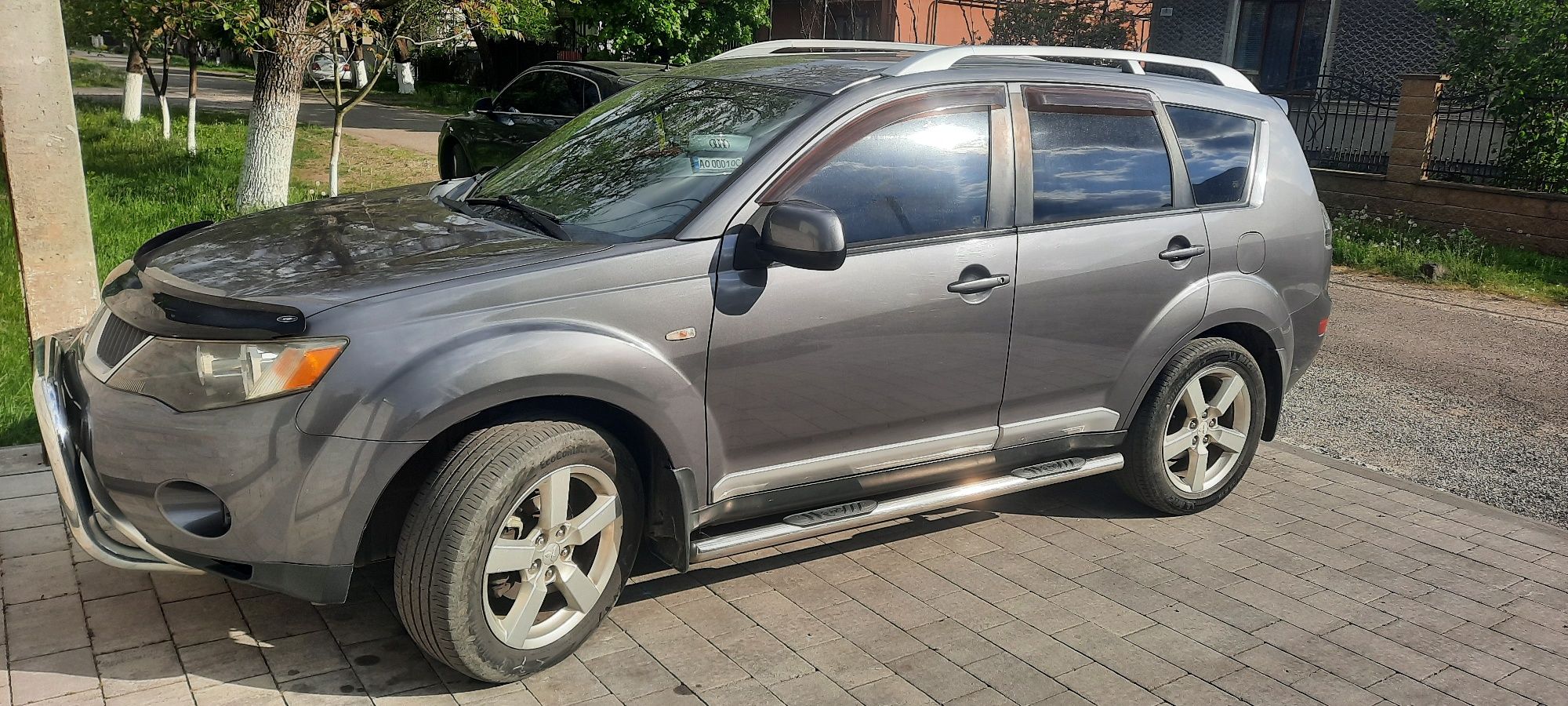 Mitsubishi outlander xl