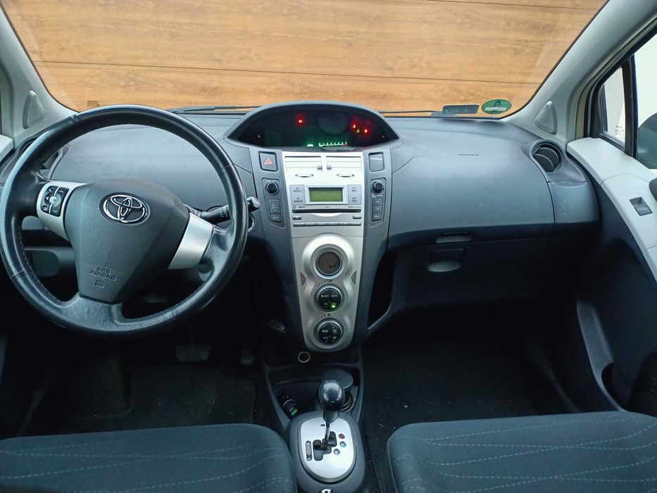 Sprzedam Toyotę Yaris