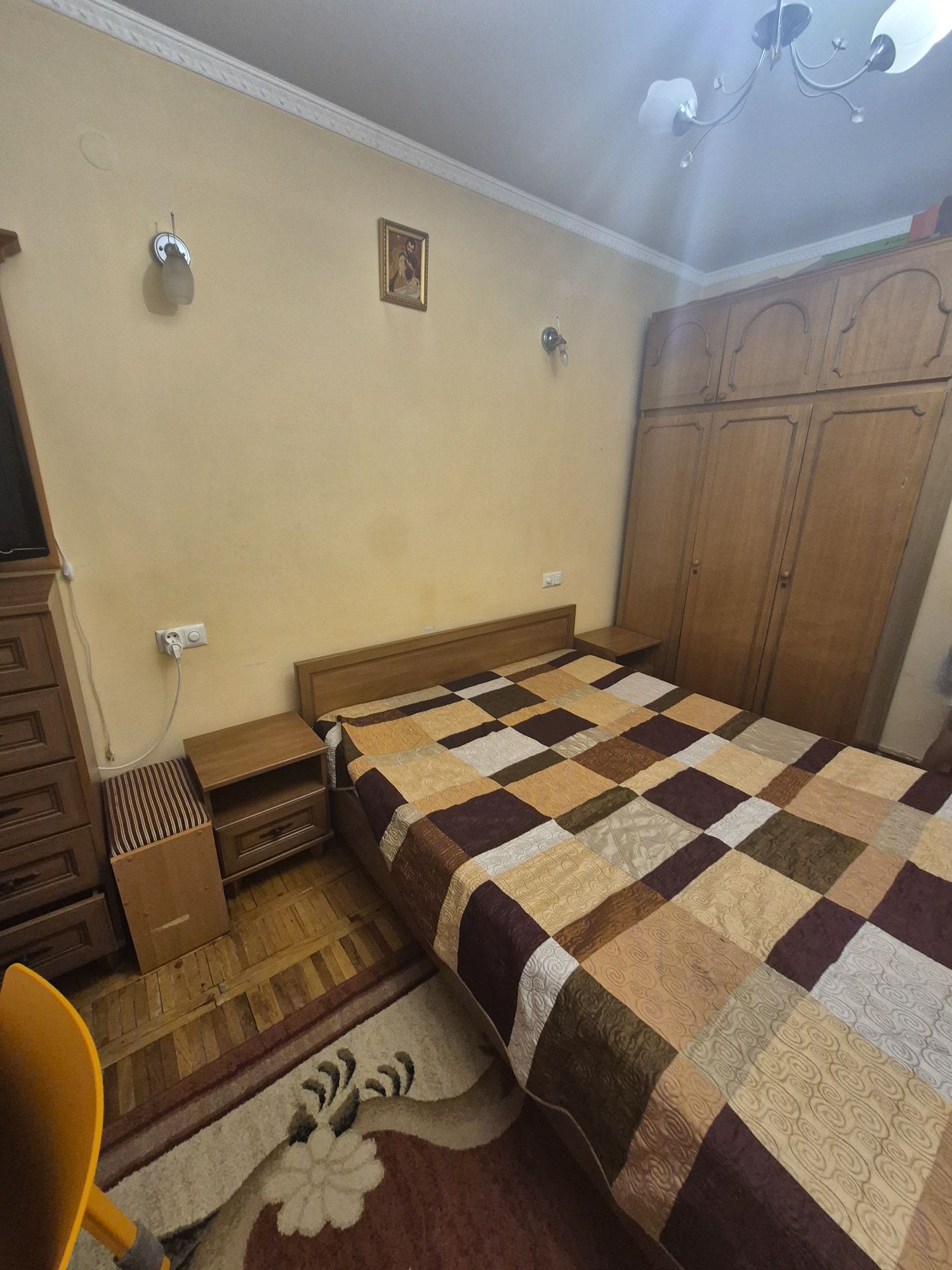 2к вул.Пасічна, цегла