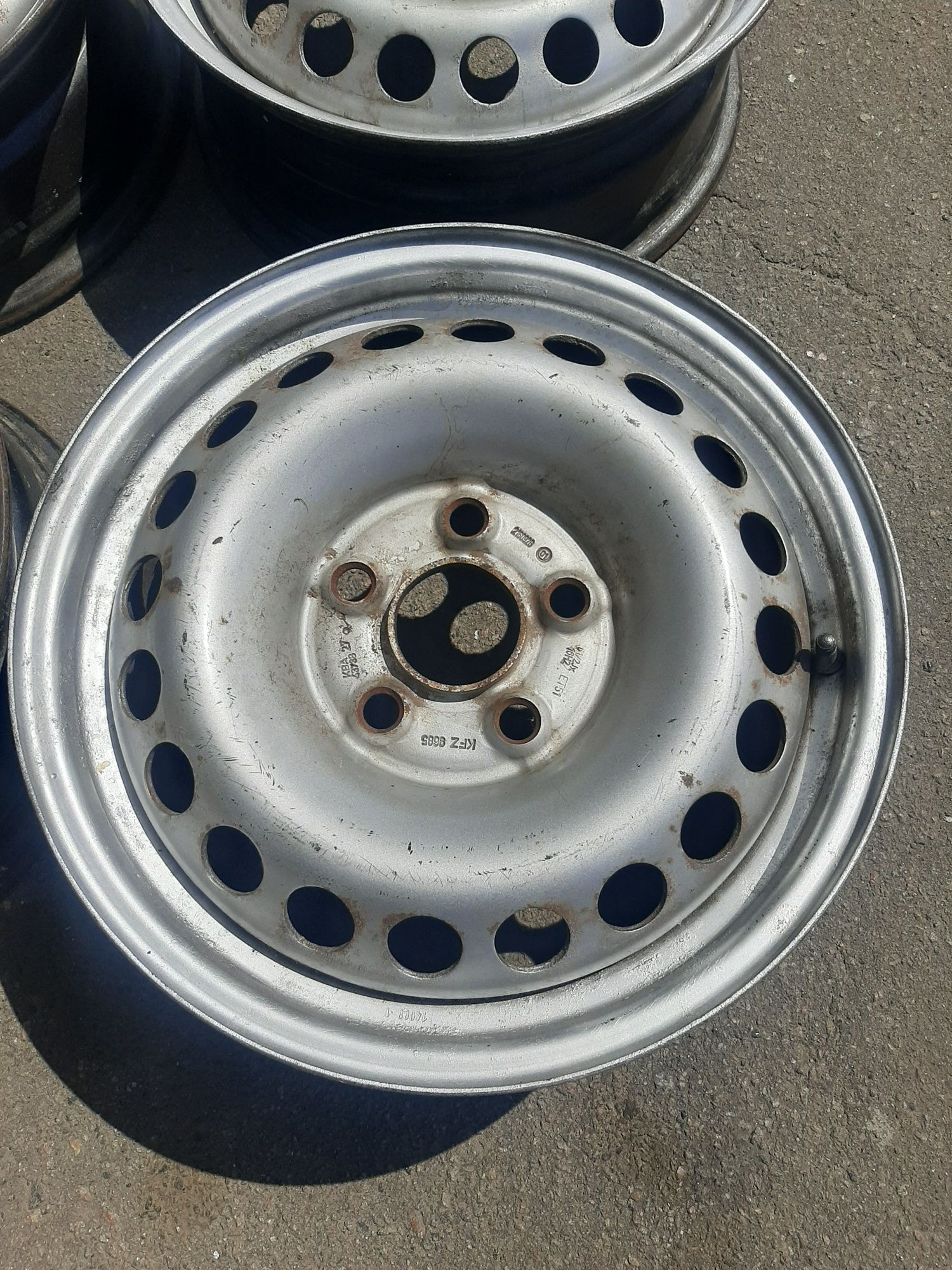 Диски VW T-5 5×120  R16 т5