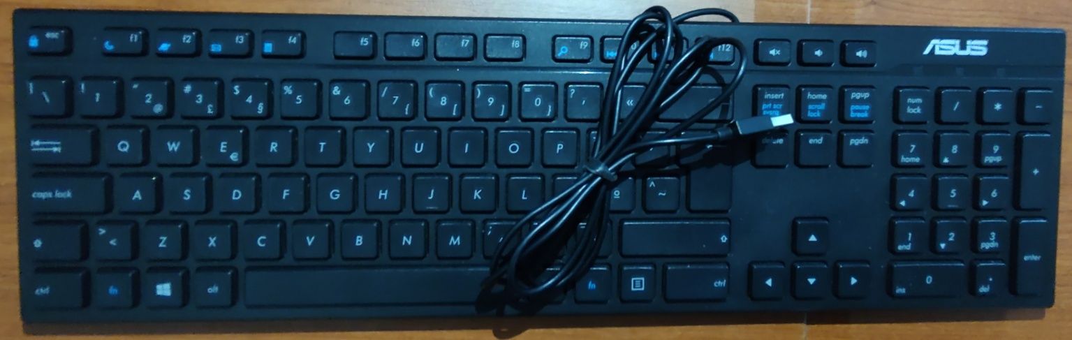 Combo Teclado e Rato ASUS com fio Envio grátis Como Novo