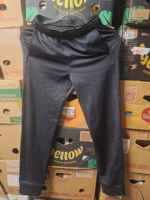 Spodnie dresowe czarne unisex 152 cm