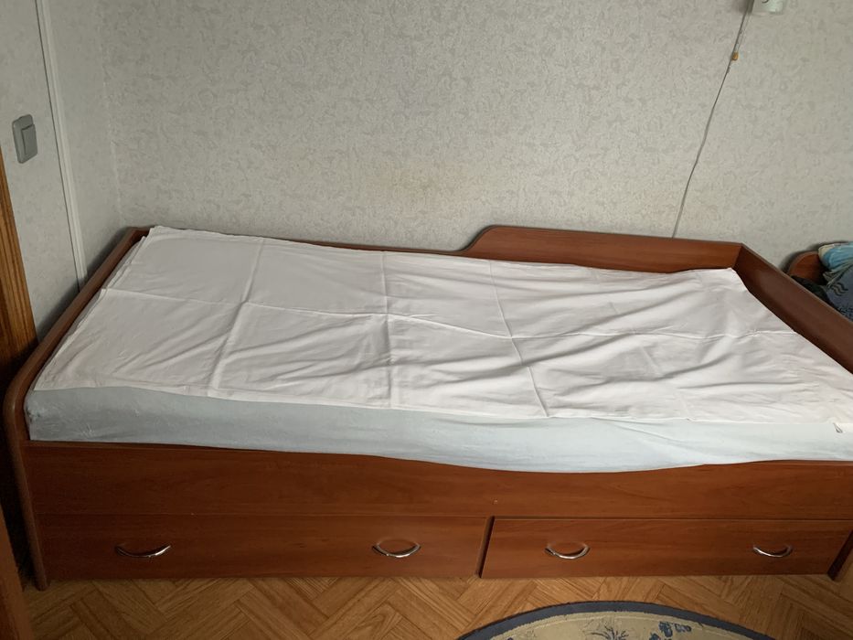 Ліжко односпальне + матрас