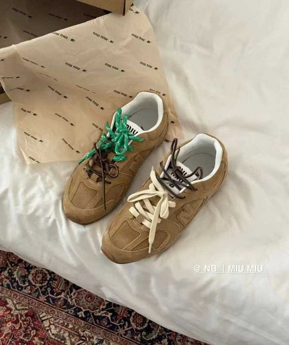New_Balance_Miu_Miu_530_SL_Ecru_suede_sneakers Rozmiar 36