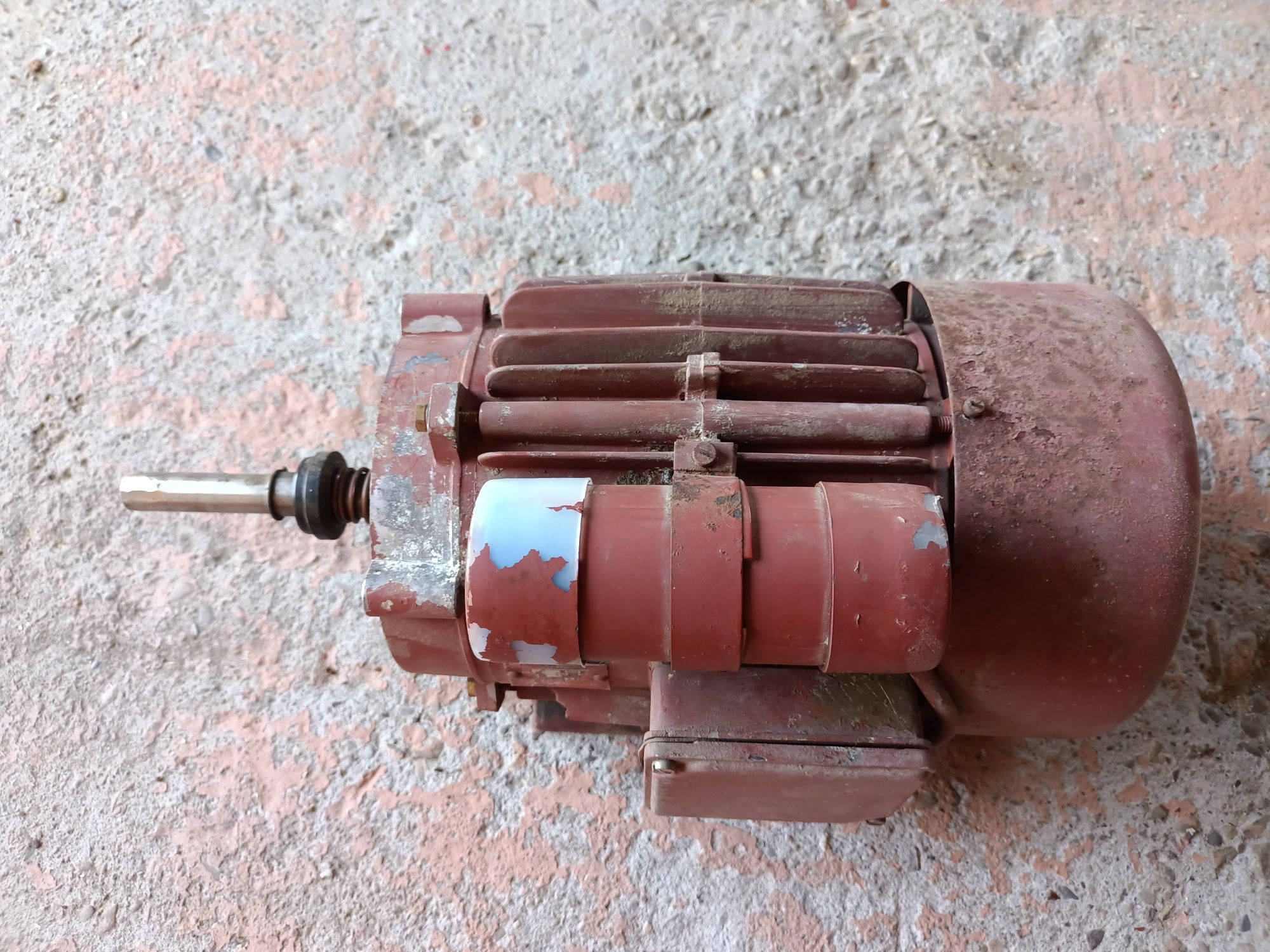 Silnik hydroforu erefamel  , 1,1 KW , 1440 obr/m, 50 Hz , 220V