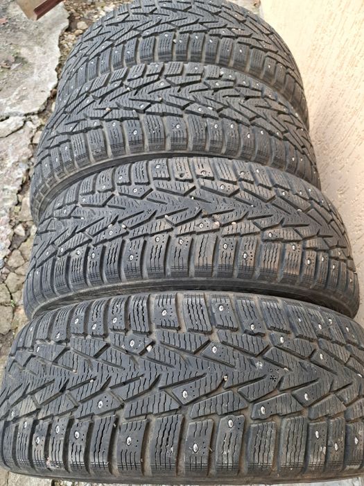 Зимові шини 205/60/16 Nokian Hakkapelita 7