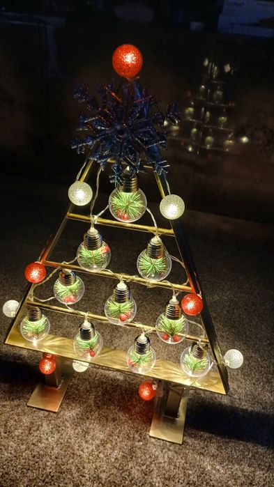 Sprzedam choinkę metalową