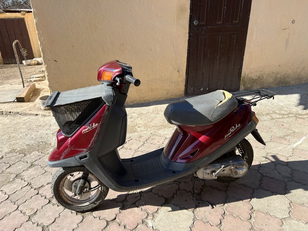 Yamaha jog poche  ціватить обмін