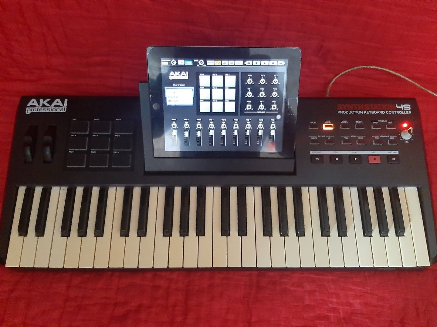 Akai Synthstation 49 iPad синтезатор usb midi mpd mpk mpc key станція