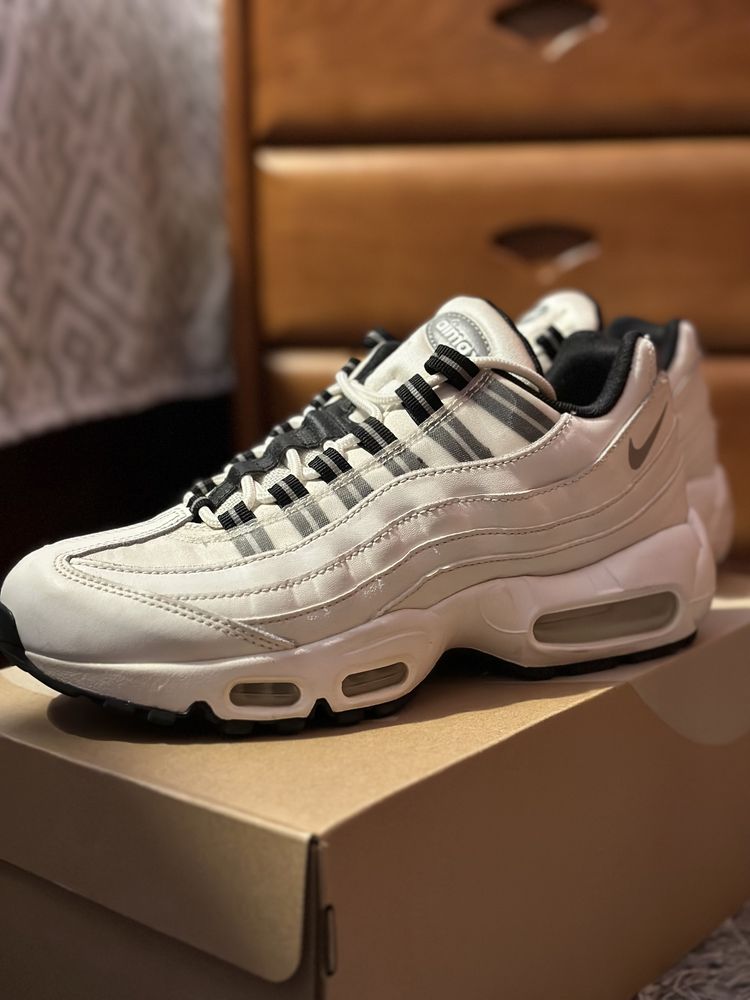 Air Max 95 imaculadas