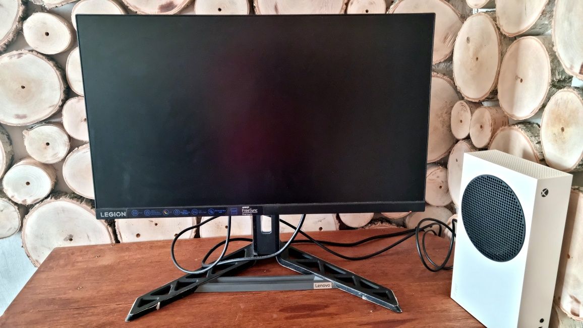 Ігровий монітор Lenovo legion