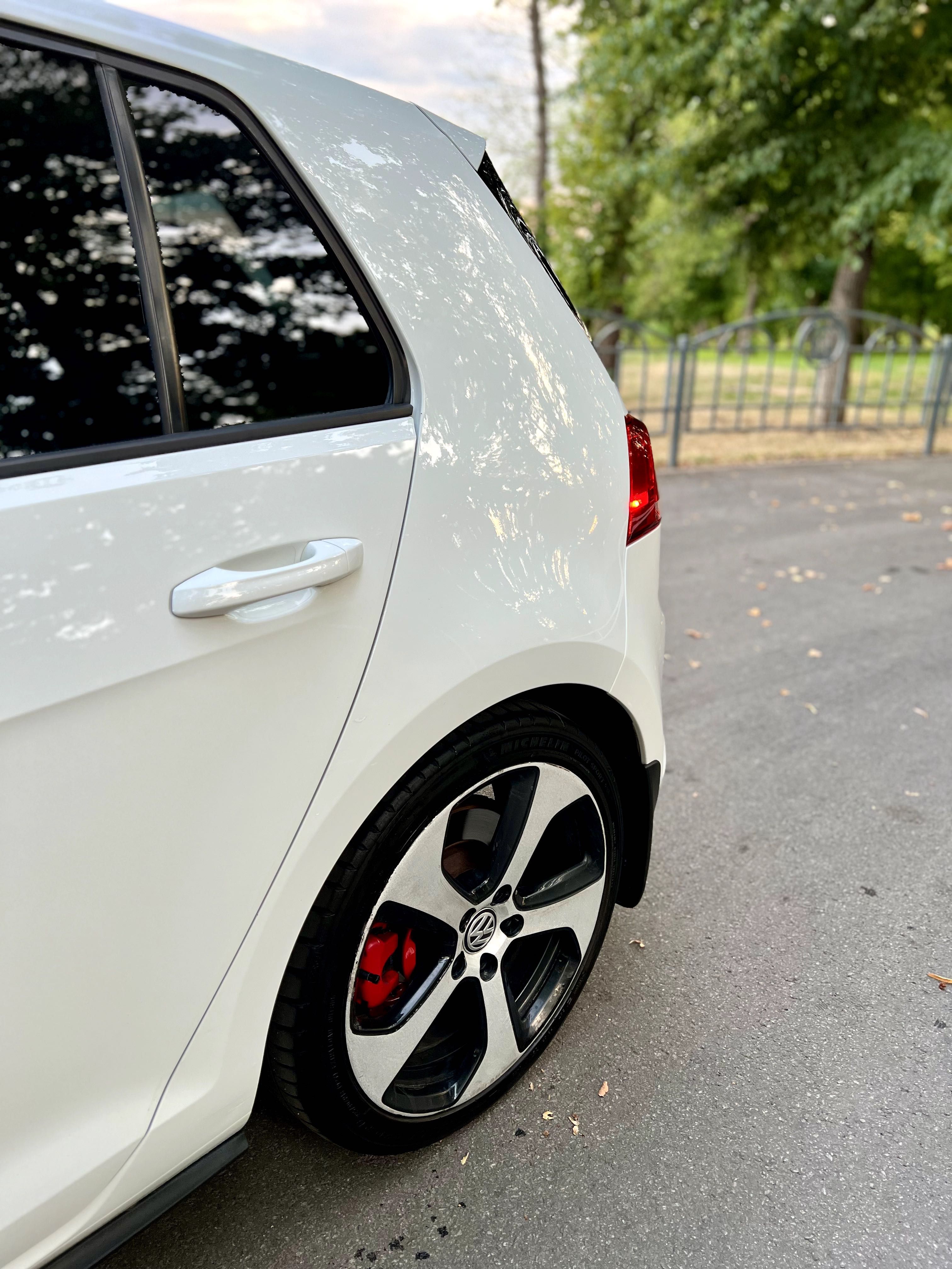 Volkswagen Golf 7  GTI Performance