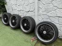 Alufelgi z oponami koła komplet 4 szt 22 cale 285/35R22