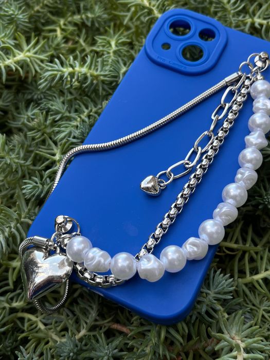 Чохол на айфон 13