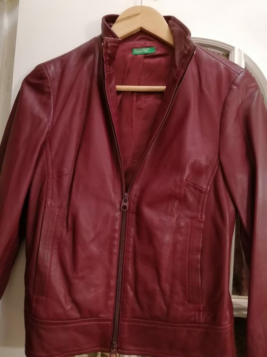 Várias peças de roupa