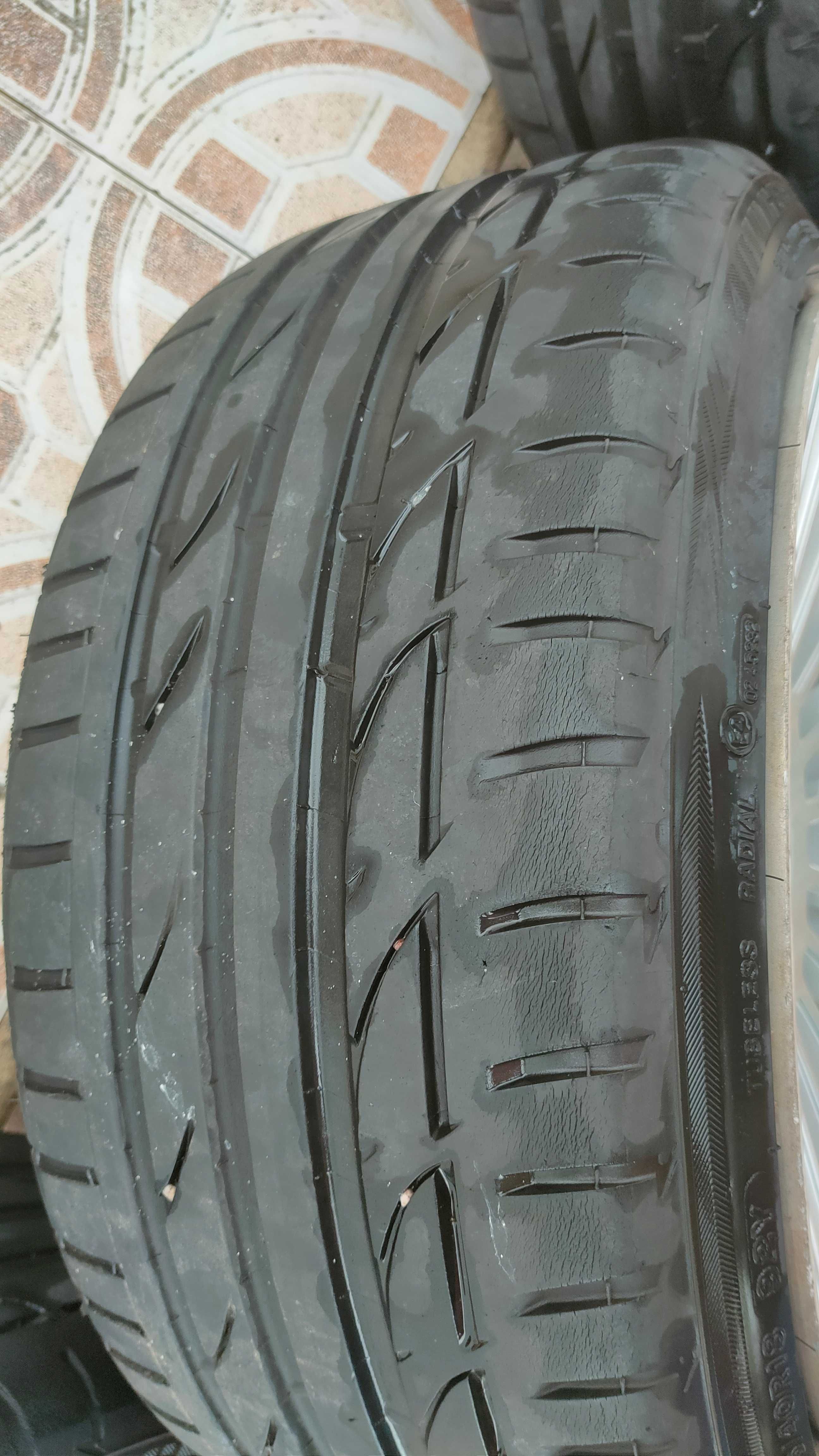 Jantes Japan Racing JR17 18" com pneus